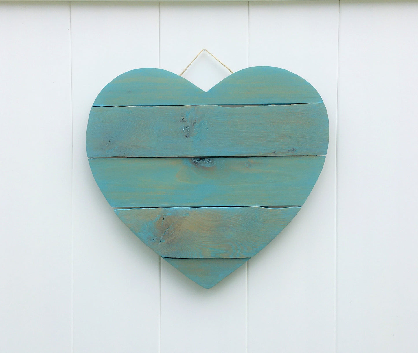 Large Aqua Pallet Heart